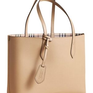 Burberry The Medium Reversible Tote in Haymarket Check and Leather 40496351 Apricot