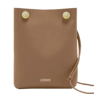 Loewe Pebble Pouch In Smooth Calfskin