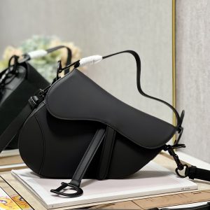 Colestore Dior Saddle Black Size 25.5×20×6.5cm