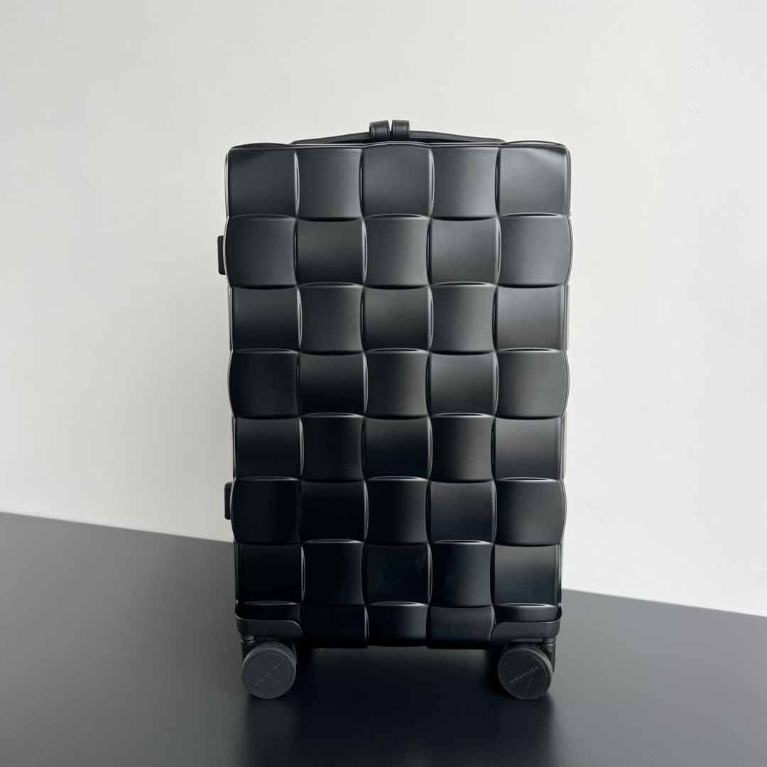 Colestore Bottega Veneta Odyssey Cabin Black