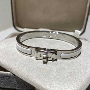 Colestore Hermes Mini Clic Kelly Bracelet Silver Crème