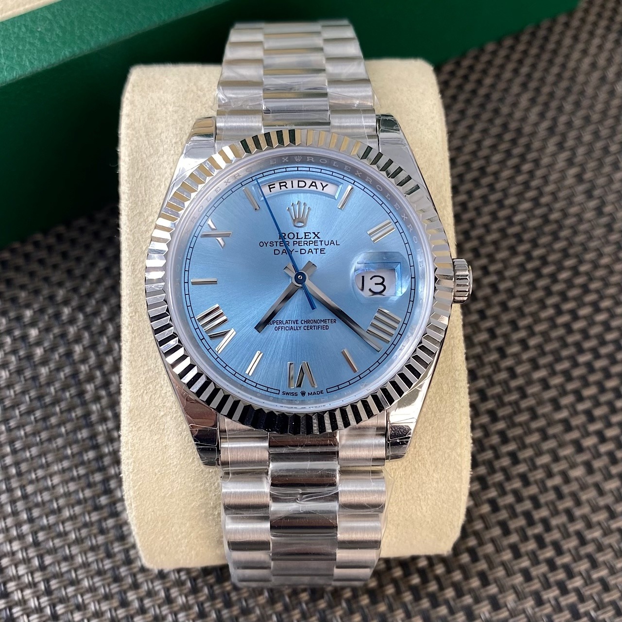 Colestore Rolex Day-Date 40 Platinum Ice Blue