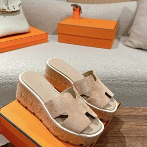 Colestore Hermes Eze 30 sandal in suede goatskin Beige