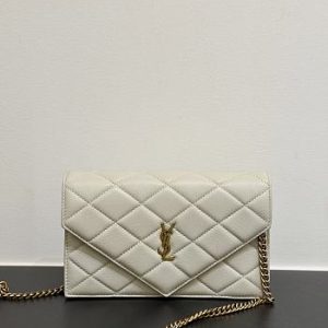 Colestore YSL Saint Laurent PARIS chain wallet in GRAIN DE POUDRE leather in BLANC VINTAGE 20x13x5cm