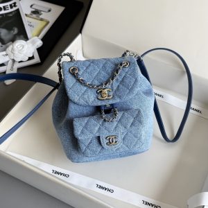 Colestore Chanel MÉTIERS D’ART 2026   SMALL BACKPACK   Washed Denim & Gold-Tone Metal 18.5 x 18 x 12cm
