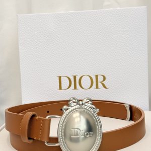 Dior Médaillon Belt Brown Smooth Calfskin, 25 MM