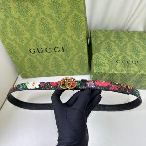 Gucci Reversible GG Marmont thin belt Black leather gold-toned hardware 2.0cm