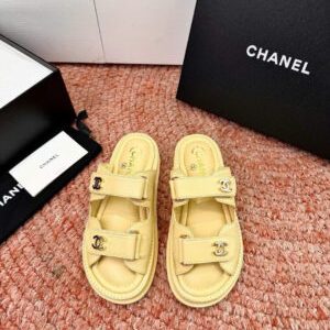 Chanel Coco Quilted Wome’s Flat Sandals