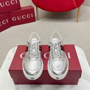 Gucci Unisex Stretch GG Canvas Low-Top Sneakers