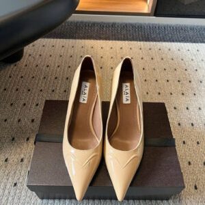 Alaïa 3D Coeur Patent Leather Pumps Shoes 9cm