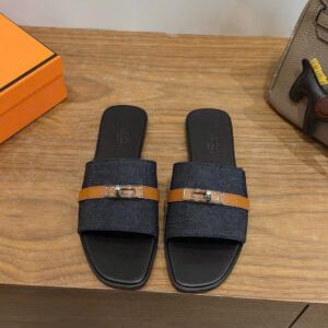 Hermès Giulia Sandals Women’s