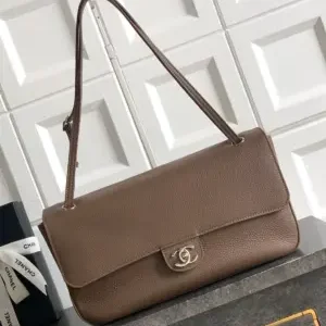 Chanel Maxi Flap Bags 32cm