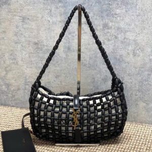 Saint Laurent Le 5 à 7 Shoulder Bag