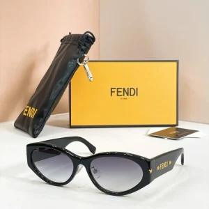 Fendi Unisex Sunglasses FE40239I