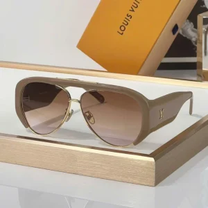 Louis Vuitton Women's Sunglasses Z3399U